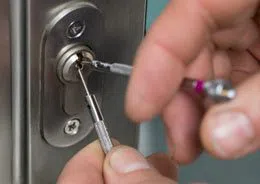 City Locksmith Store Pinellas Park, FL 727-807-2770 - 4-Professional-Locksmith
